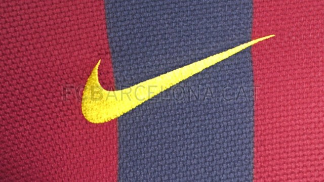 Logo Nike du Maillot Domicile du FC Barcelone version 2013-2014