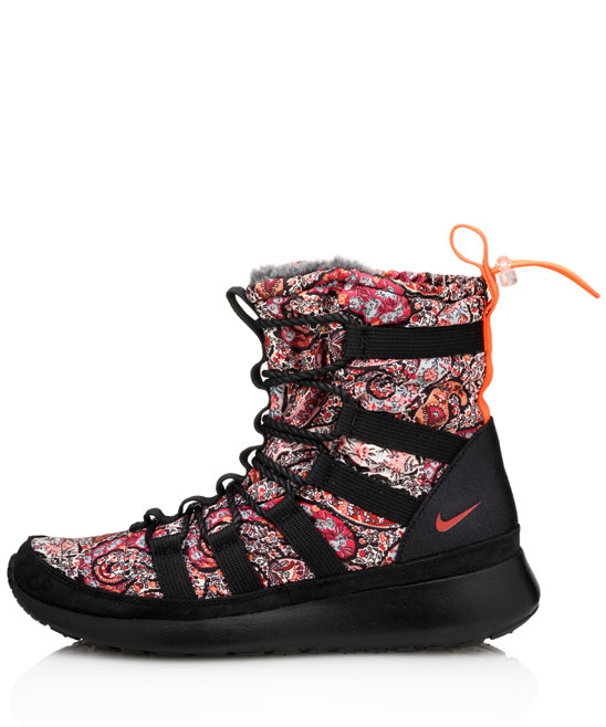 Nike Roshe Run Sherpa Sneakerboots