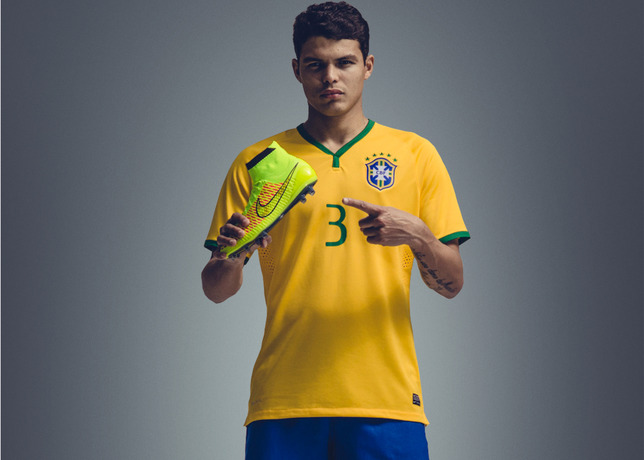 Thiago Silva présente les Nike Magista