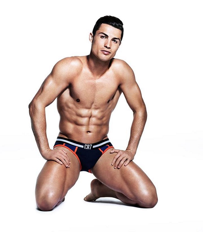 Cristiano-Ronaldo-CR7-underwear-2014 (1)