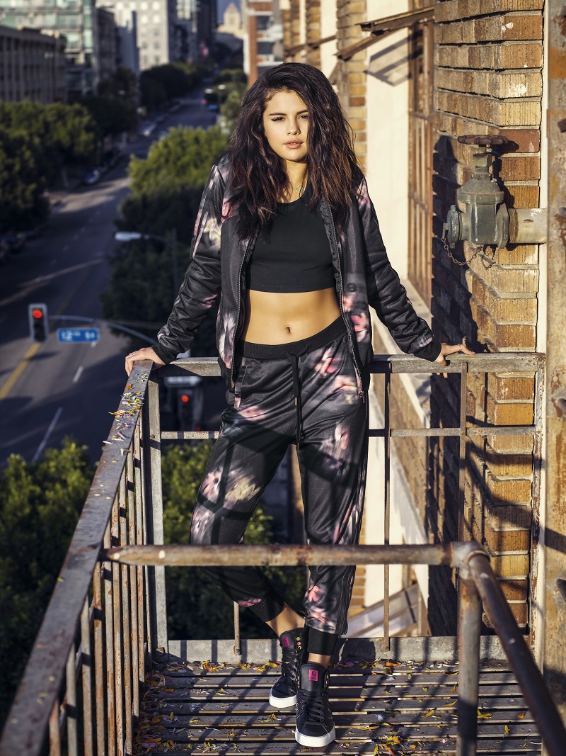 Selena Gomez présente la collection Adidas NEO Label printemps/été ...