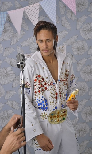 Neymar déguisé en Elvis Presley