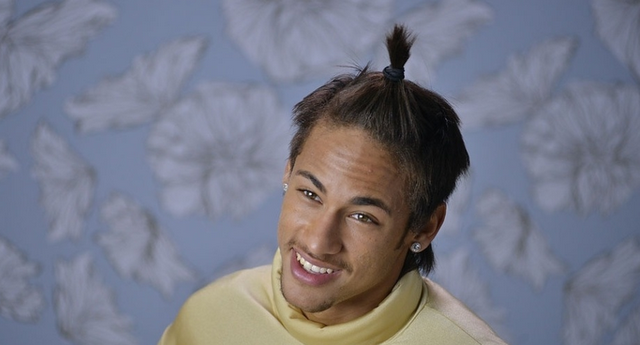 Neymar déguisé en Sumo