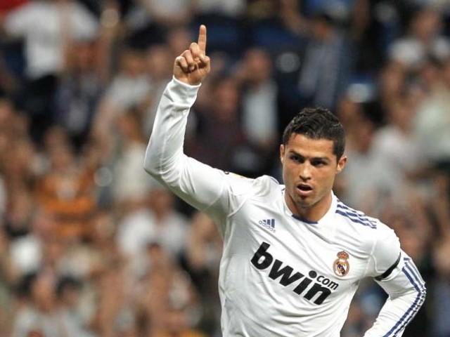 Cristiano Ronaldo porte le maillot du Real Madrid