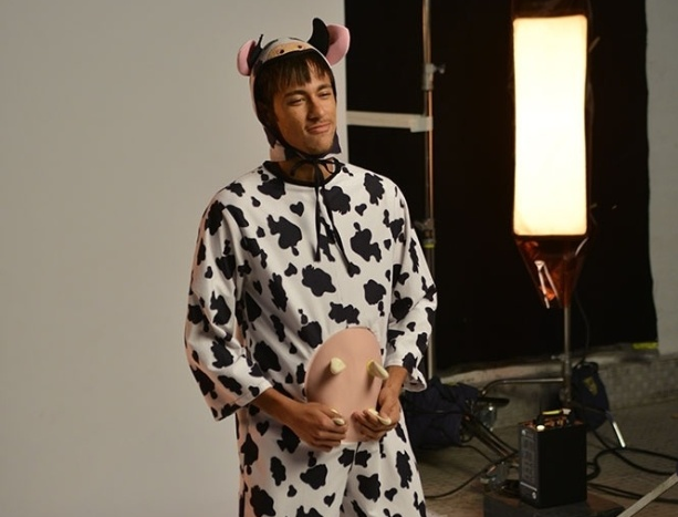 Neymar déguisé en Vache