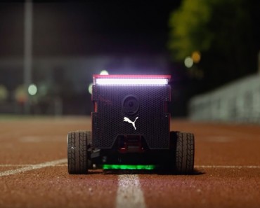 photo puma beatbot robot running connecté